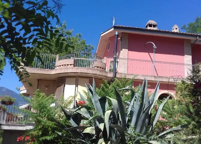 Alojamento de Acomodação e Pequeno-almoço Mara E Monti 3*